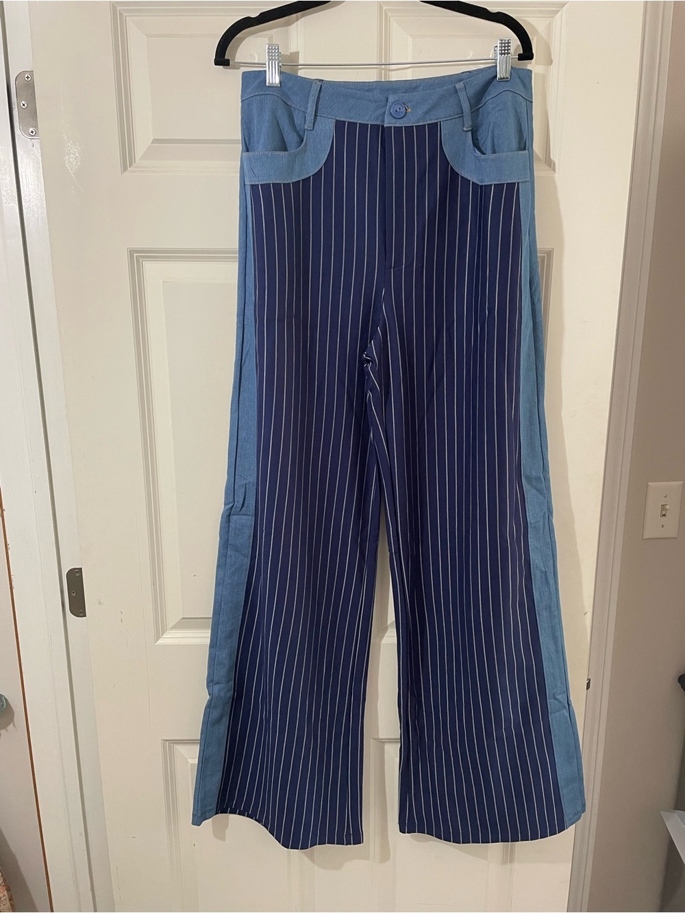 Two-Tone Navy Pinstripe Wide-Leg Jeans(11)